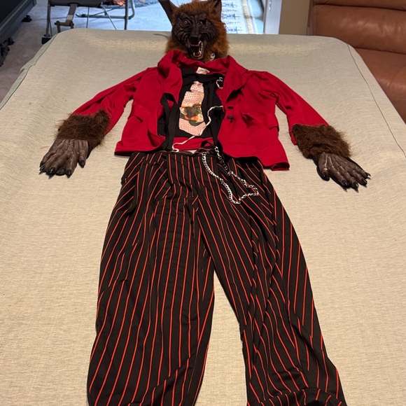 California Costumes Red and Black Werewolf Outfit - Picture 1 of 12